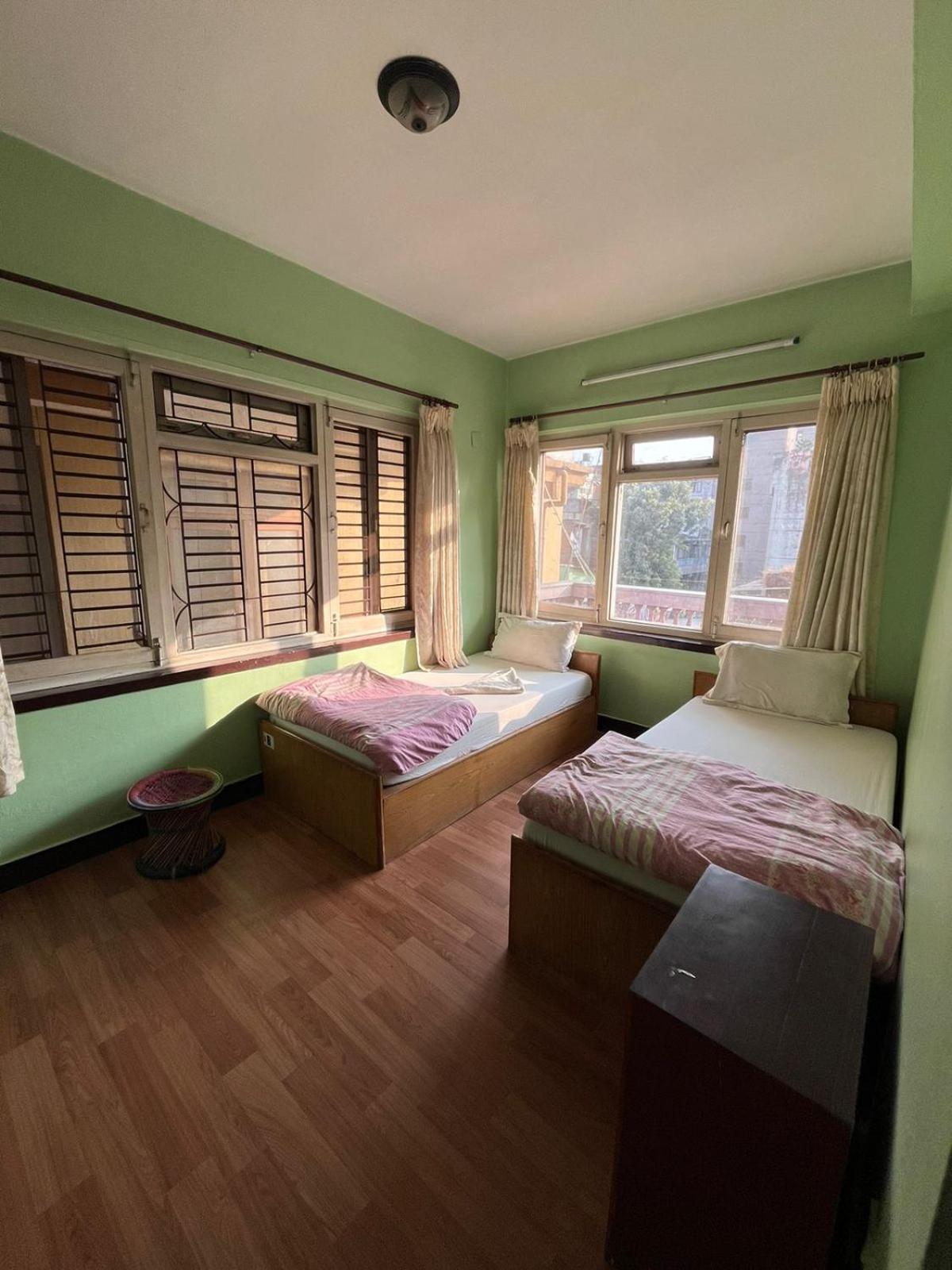 Hotel Sweet Dreams Thamel カトマンズ エクステリア 写真