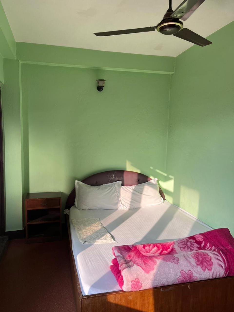 Hotel Sweet Dreams Thamel カトマンズ エクステリア 写真